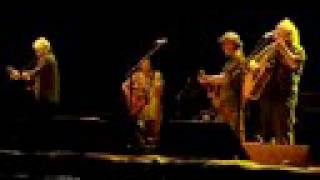 CSNY - Carry Me (Live)