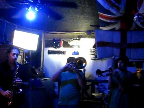 Magadog @ Yeoman's Road Pub, Tampa, FL 1/21/11