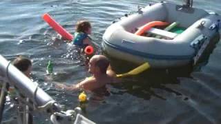 preview picture of video 'Atlantic Highlands Harbor 9/5/2009 - Boys in the water with Boopa'