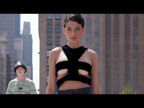 HVILINA Flying Solo Spring 2022 New York - Fashion Channel