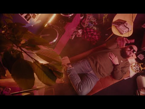 Czesiek  "Weź trzymaj mnie za pysk" feat. DJ HWR prod. Pawko Beats