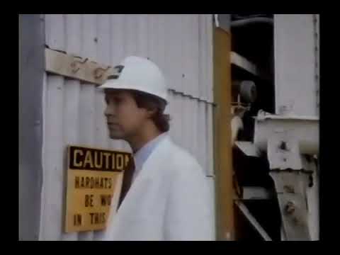 Fletch Lives Movie Trailer (1989)