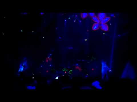 John Digweed @ Avalon 3/20/2010 Opening Track (HD).MP4