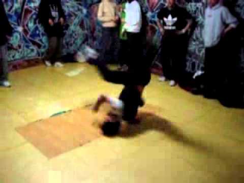 SUNG DAE (Upgrade Crew) legendary busan powermove all king!!