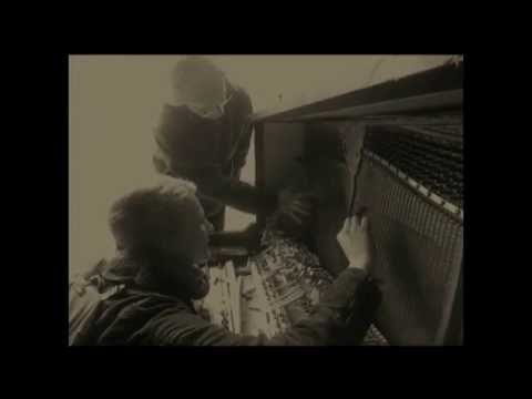 Space Magic Blues - Piáno na ulici