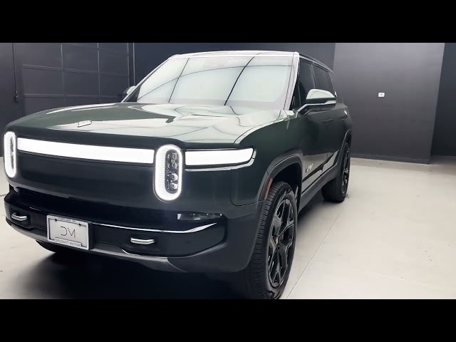 2024 RIVIAN R1S SUV DUAL ELECTRIC MOTORS DUAL LARGE SPORT UTILITY 4D