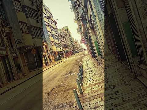 Calle 25 de Mayo entre Misiones y Treinta y tres Ciudad Vieja Montevideo Uruguay