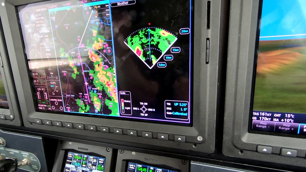 The Piper M600 G3000 Panel Comparing NEXRAD with RADAR