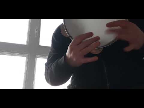 عزف إيقاعي على الرق                                 Riq Percussion Performance