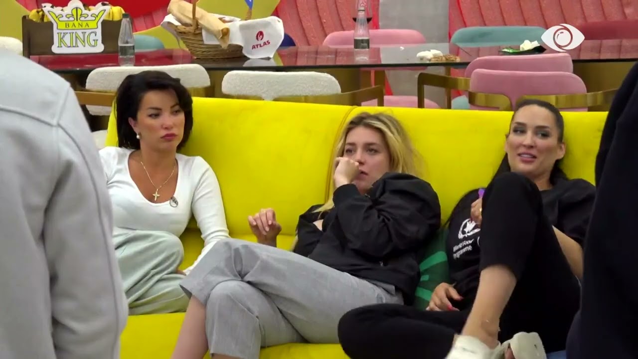 Misioni sekret/ Banorët diskutojnë se kush janë dy personat që kanë fshehur cigaret