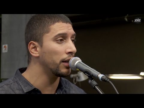 Andreas Bourani -  Auf Anderen Wegen (Live at joiz)