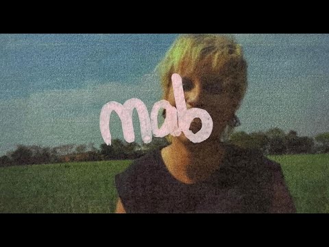 MAB - PERVERSAMENTE MENINA (CLIPE OFICIAL)
