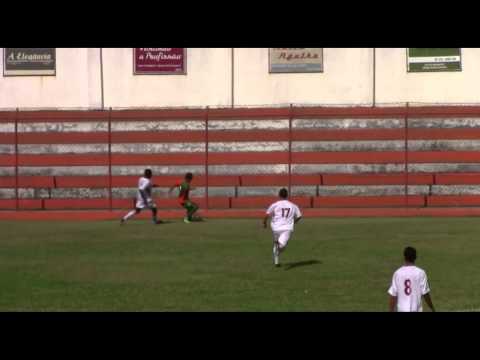 Lateral Esquerdo - Left Back - Bruno Maia