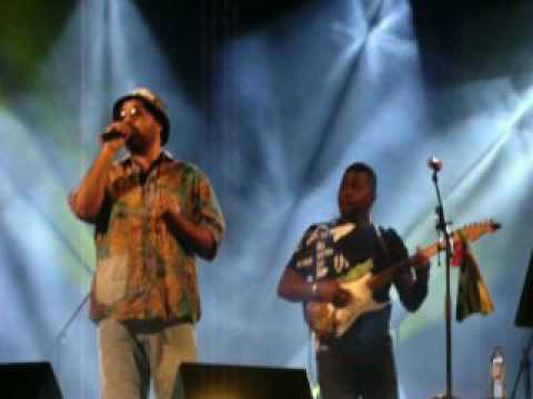 Paulo Flores e Manecas Costa