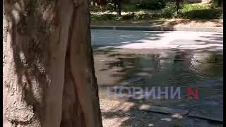 Новий фонтан: центр Миколаєва кілька годин заливає вода (видео)