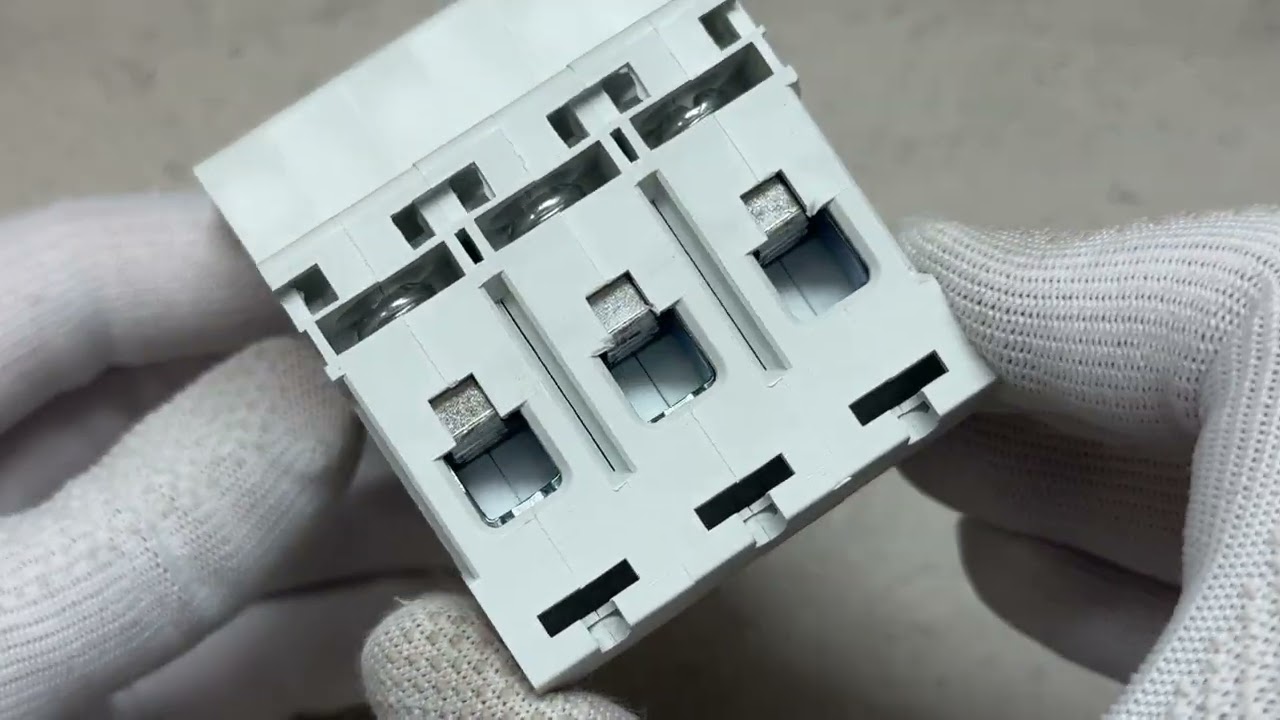 Автоматический выключатель ПРОМФАКТОР ECO FB1-63 3P C 20A 6кА FB1C3020