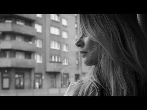 emilia pawłowska  - Rankiem (official video)