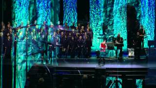 Christopher Duffley &amp; the WOW Choir singing "I Can Only Imagine"