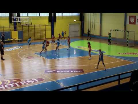 1.DL ZAHOD - Mlajše deklice A (l.03); ŽRK Mlinotest Ajdovščina : ŽRK Izola (24:7)