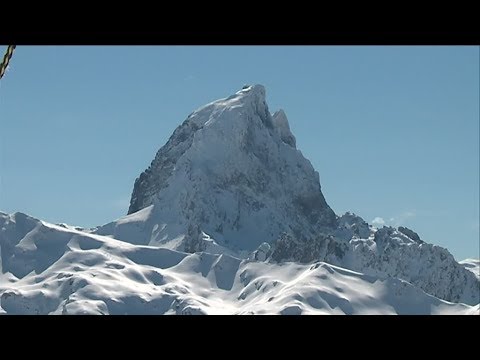 download lagu mp3 mp4 Location Ski Artouste, download lagu Location Ski Artouste gratis, unduh video klip Location Ski Artouste