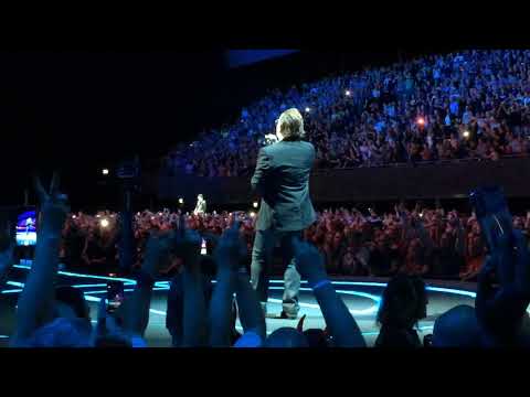 U2 - PRIDE live at ZiggoDome Amsterdam 07-10-2018