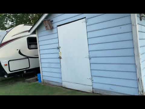 Coleman Octagon 98 Plus Tent Showcase (without rain fly)