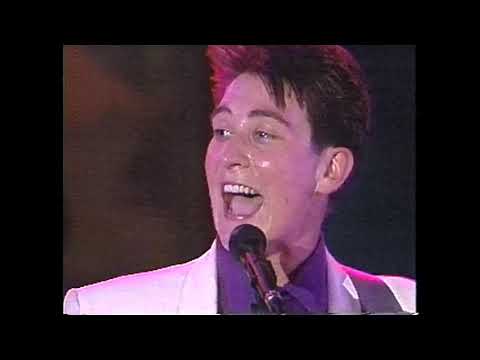 Thumbnail for k. d. lang - buffalo cafe 1989 w/ dwight yoakam + stompin' tom connors Canadian TV by K.d. lang