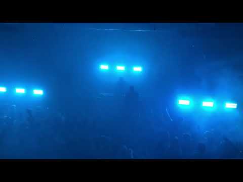 Dimension @ FABRICLIVE 98: Dimension Launch & Med School - Dimension Pull Me Under 11.05.18