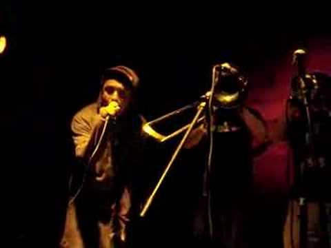 Raskahuele - Skinny Girl