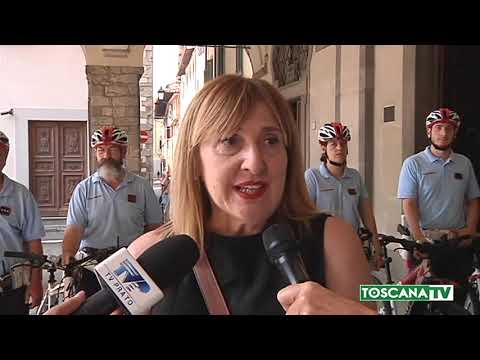 2019-07-22 PRATO - POLIZIA MUNICIPALE IN BICICLETTA NELLE VIE DEL CENTRO