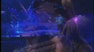 Shania Twain- it only hurts when i&#39;m breathing (live)