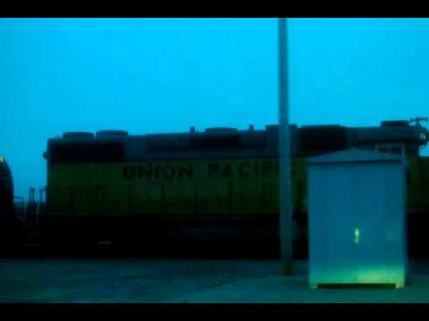 GMTX 2315 & UP 374 switching cars