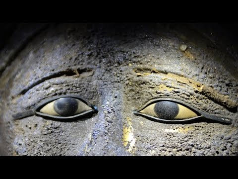 Sensational discovery: Researchers discover golden death mask