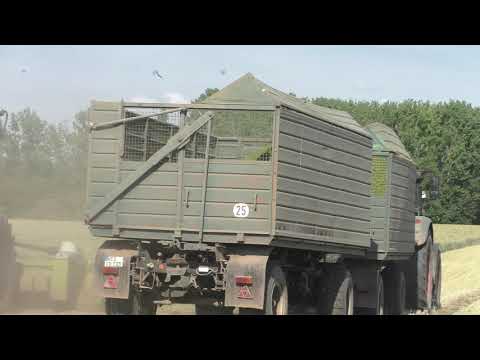 Claas Jaguar 970   Typ 497 mit Direct Disc 610 rast durchs Getreide   GPS häckseln mit einen