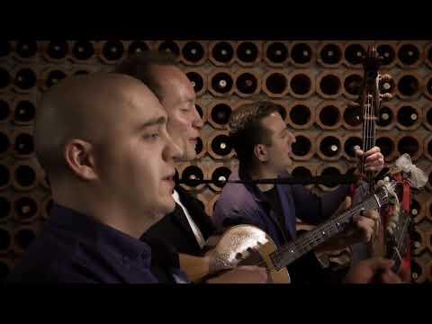 TS Nemoj Nikom Reći - Tamburaši čaše lome (OFFICIAL VIDEO 2018)