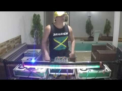 Sequência Roots bar - Relembrando os bons tempos desse point que marcou a Jamaica brasileira