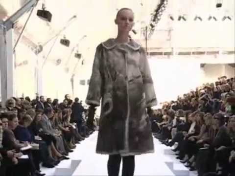 Alberta Ferretti Fall 2007/08 Full Show.