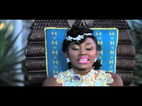 Queen Biz - Téré Nélaw (Official vidéo)