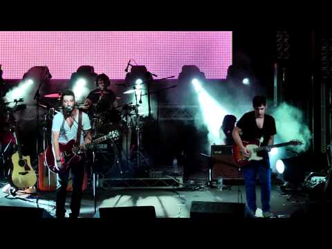 Airport Impressions - Freedom (Live)