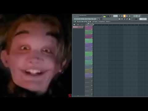 foolie surfin MAKING BEATS :) 8 25 2022