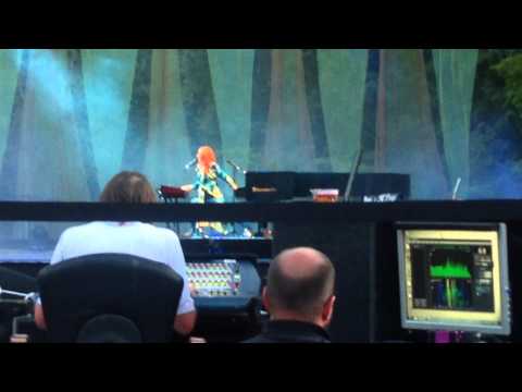 Tori Amos - And Dream Of Sheep