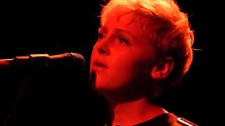 LAURA Marling in New Orleans, Courting Blues by Bert Jansch, june 2015