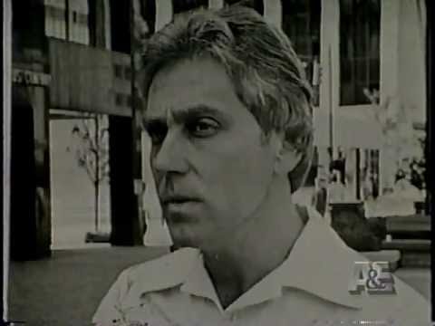 Jeffrey MacDonald "Kills" One Of His "Assailants"