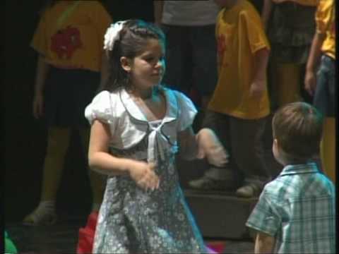 Jabolcinja 2010 Milena i Milan Mitoski - Bratceto Milan.mpg