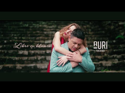 Libro en Blanco - Auri Toledo