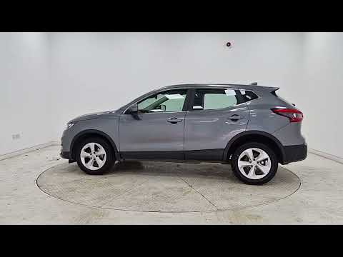 Nissan Qashqai 1.3 SV MANUAL *RETAIL - Image 2