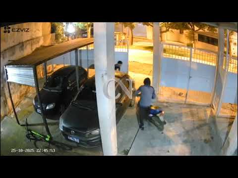 ROBAN UNA MOTO DEL ESTACIONAMIENTO DE UN EDIFICIO EN PLENO CENTRO DE CAMPANA