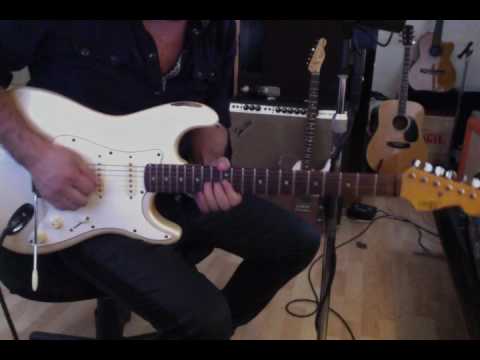 download lagu mp3 mp4 Squier India, download lagu Squier India gratis, unduh video klip Squier India