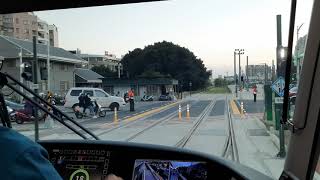 Re: [閒聊] 輕軌早上人工介入紅綠燈實在影響交通