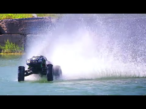 Traxxas X-MAXX Extreme Hydroplane